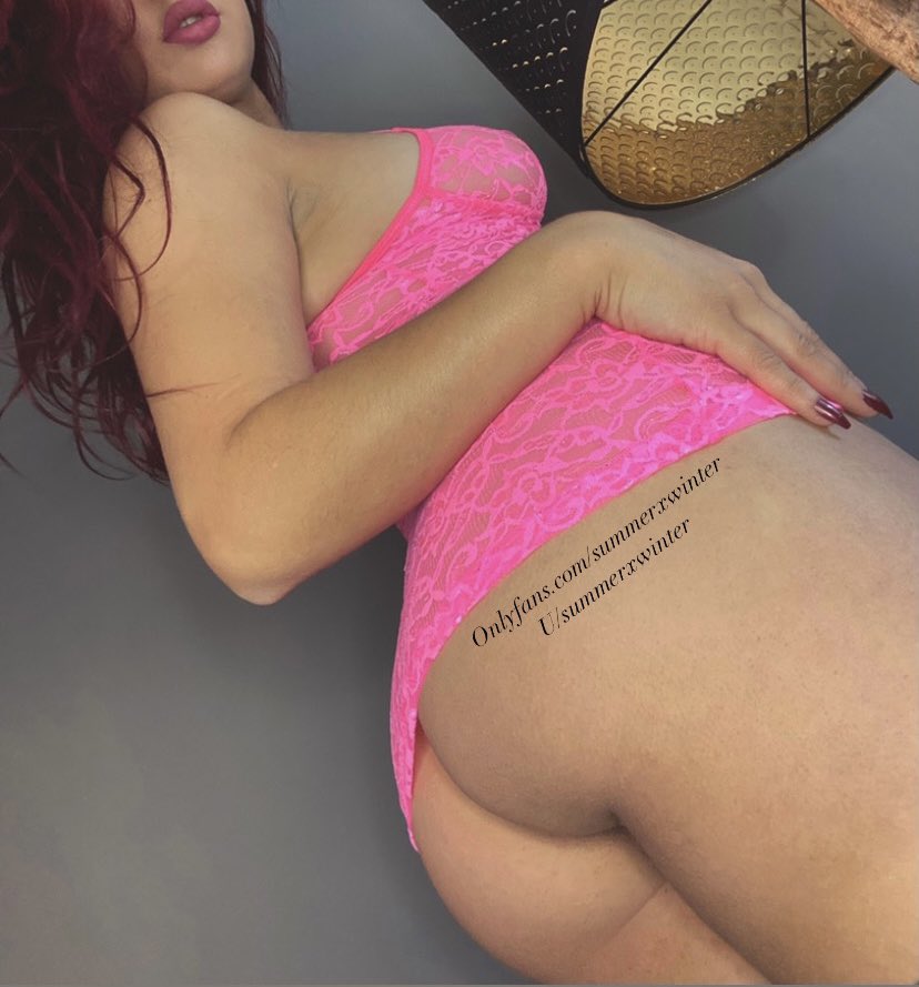 summerxwinter1's tweet photo. How is your day? 😈 Link in my bio baby💋 https://t.co/3UB2VzlGGM