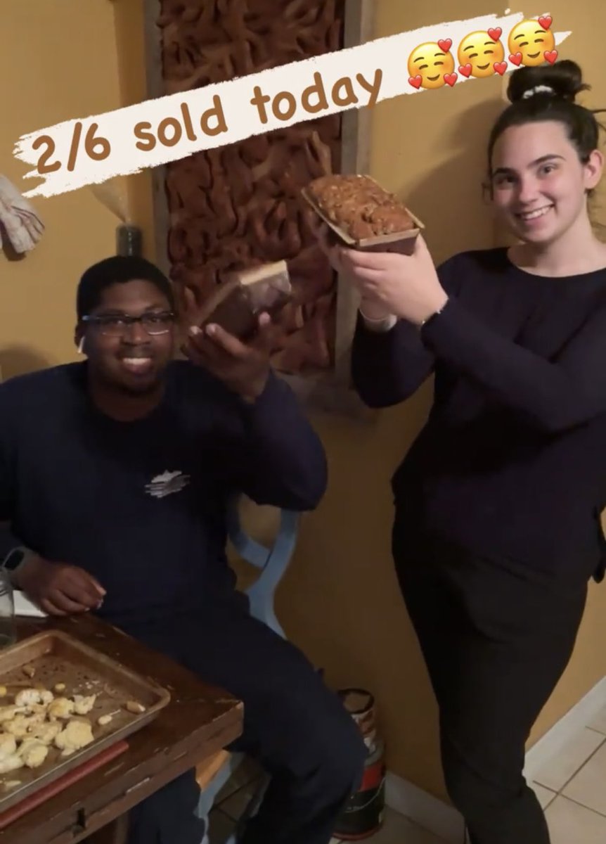 Sooo my mom makes VEGAN, ORGANIC, NON GMO Banana Bread here in Springfield, NJ. It’s been my mom’s dream to open up a vegan cafe one day, so if you could RT and Share it could really help her dream come true! 😭❤️🍌🍞