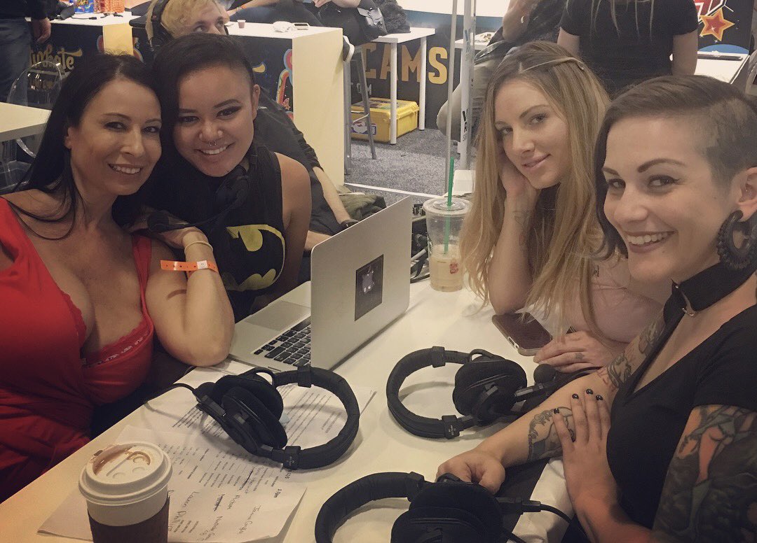 Doing something different today - taking calls in 1st half rather than 2nd.

Tell me your favorite story or thing(s) about my show you enjoyed these last 8 yrs. Did we meet at a con? Let’s celebrate greatest moments!

Send it along w/ any questions here: bit.ly/AskCruz