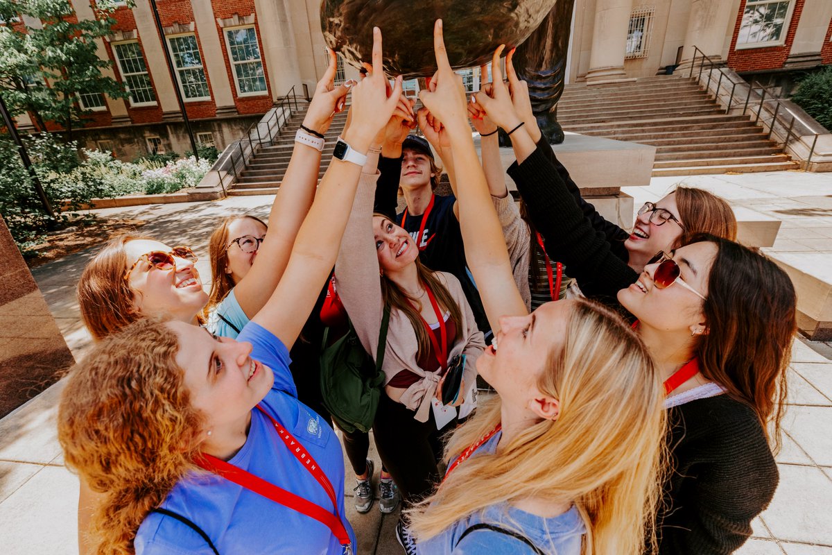 unlcas's tweet photo. .@UNL_Biochem major Elle Stanley tells future Huskers that she saw #UNL as "an opportunity to make some changes and to become more confident, to take risks and be authentically me."

https://t.co/Bc9dmBWvBV
@unlchemistry https://t.co/KHsI0Q7zbw