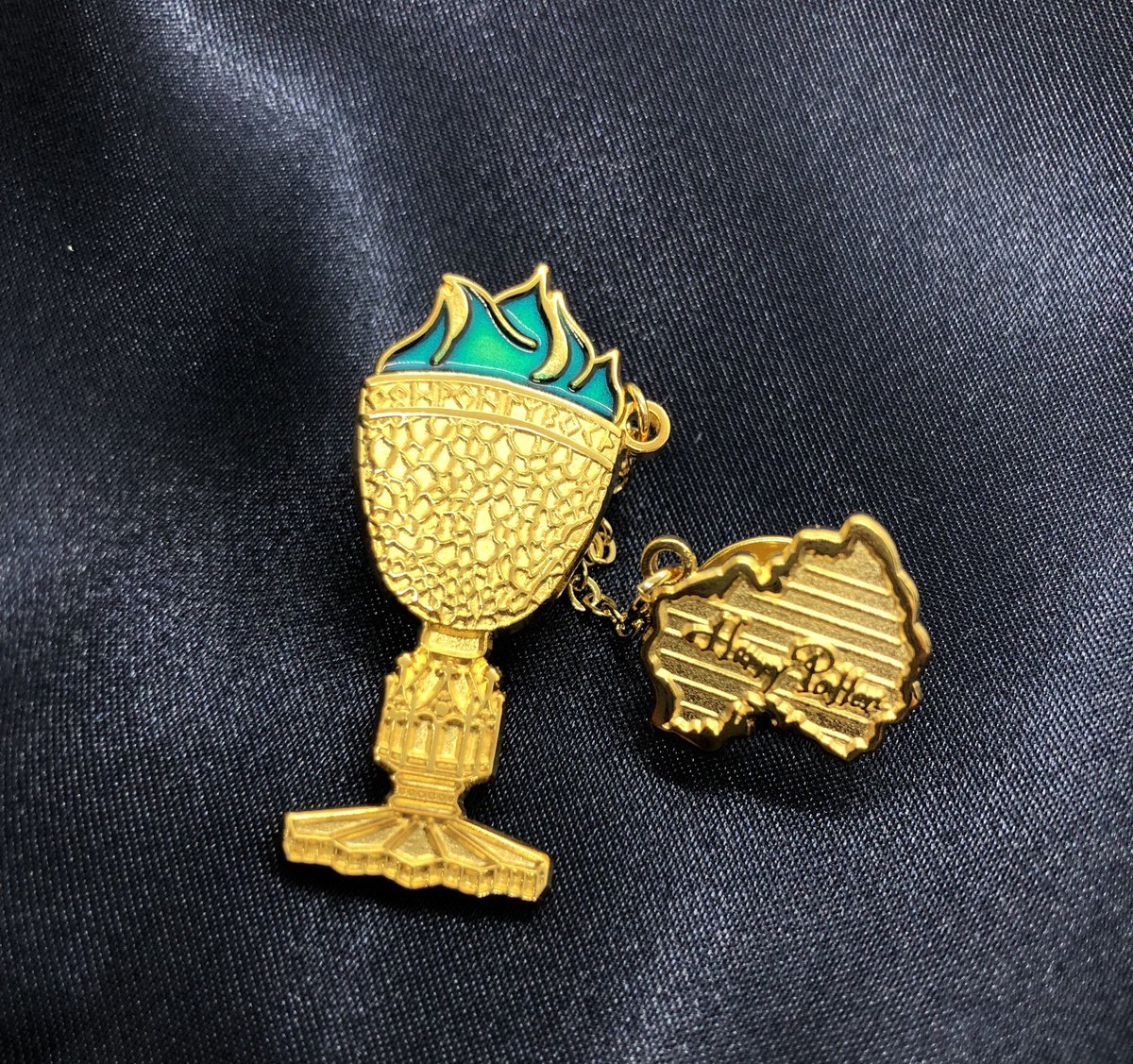 doteon_badge tweet picture