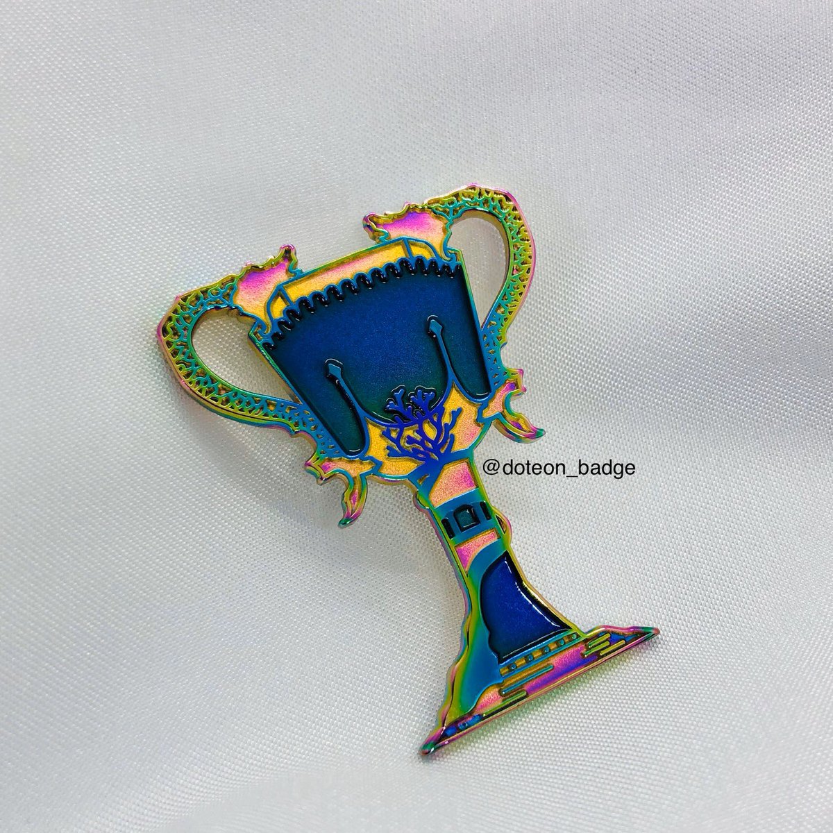 doteon_badge tweet picture