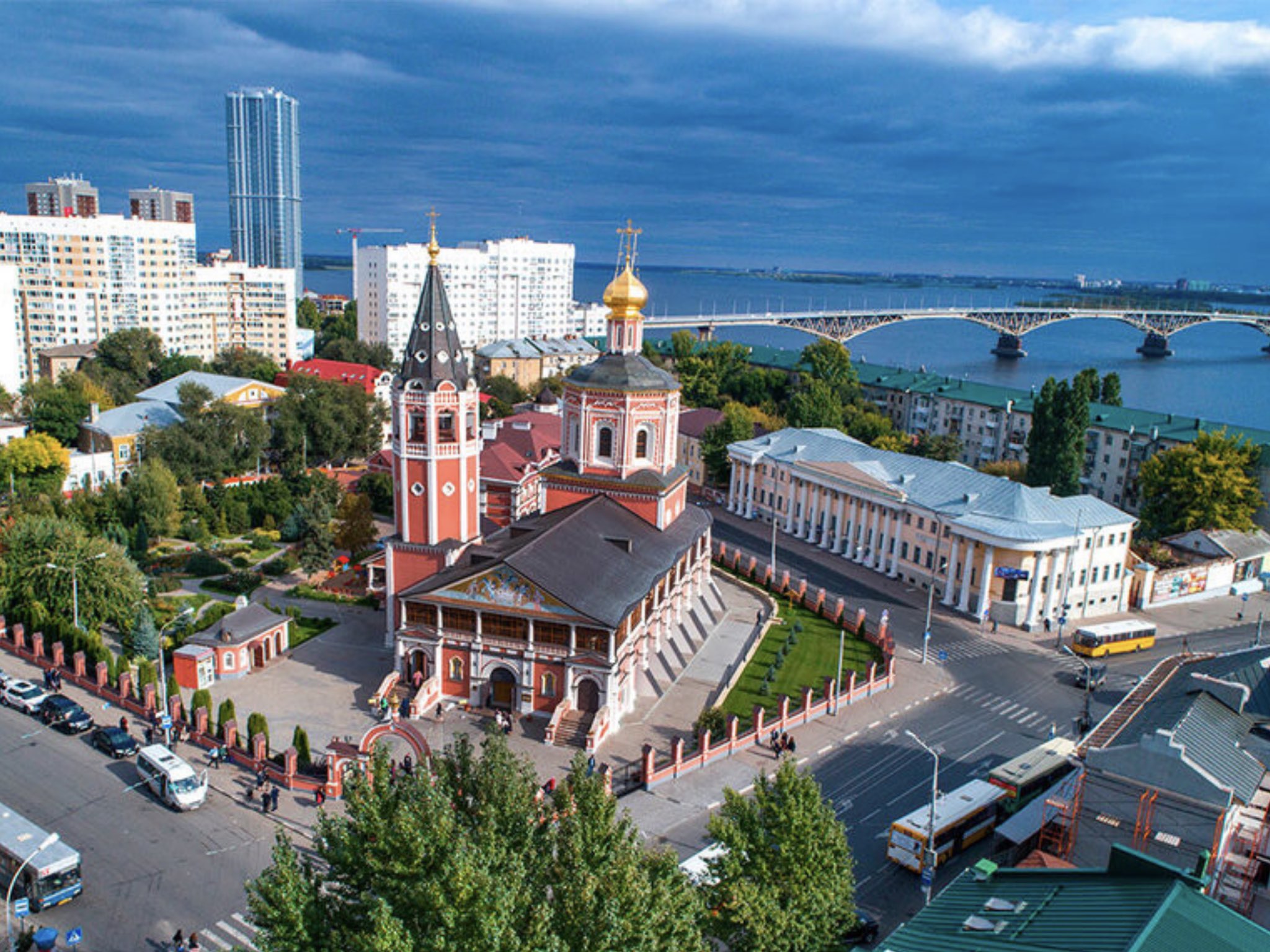 Музейная площадь Саратов