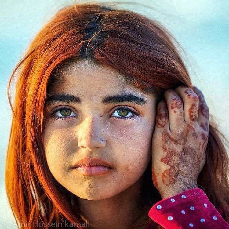 sadaf_jamali's tweet photo. هغه د حورو او ما ستا کیسه کړه
نن مې په یو دوه کې ملا پاتې کړو
#افغان https://t.co/X5CW8aUDij