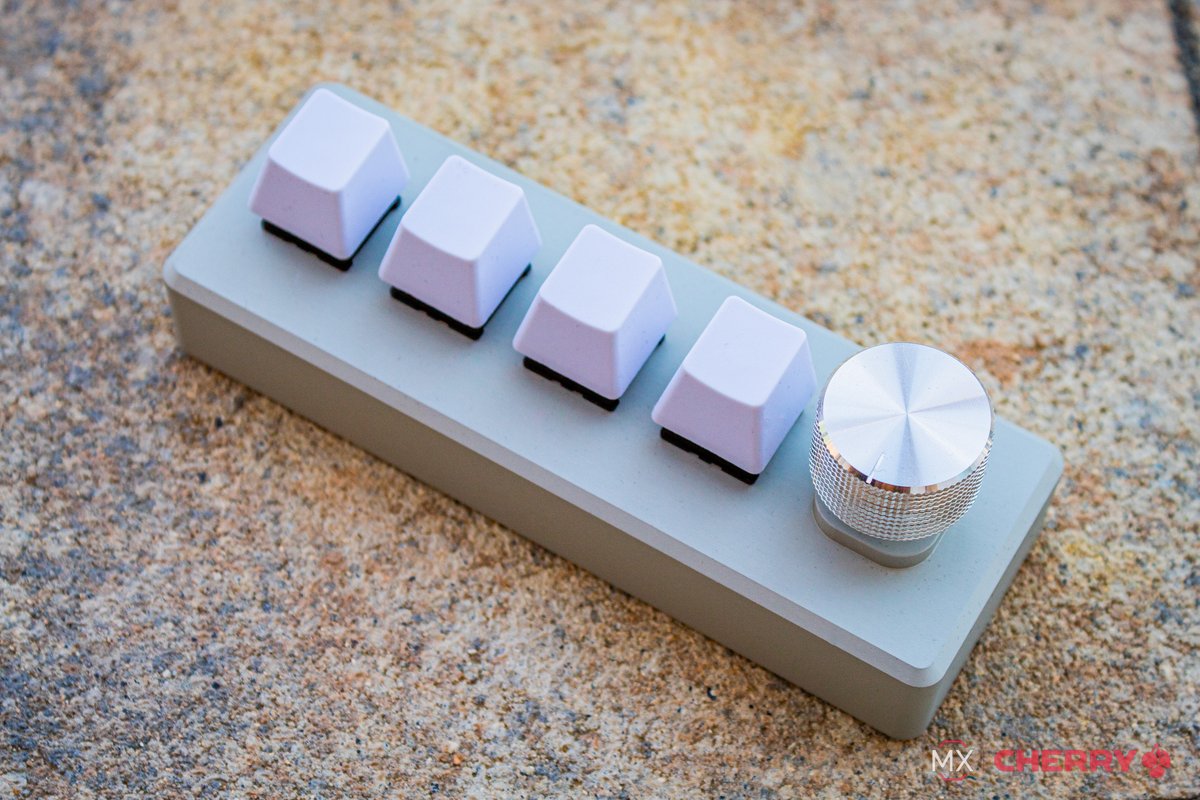 cherrymx's tweet photo. Simple and stylish! Happy #NationalSimplicityDay. What functions would you assign to the buttons?
Macropad from Array Peripherals, equipped with our CHERRY #MXCLEAR switches by default ๐โจ https://t.co/G3p7a66PFC