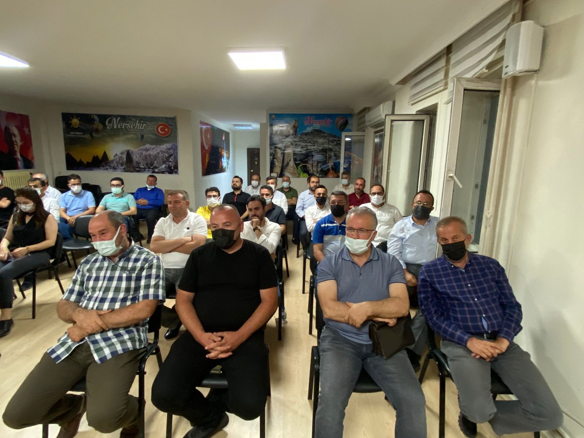 akpartinevsehir's tweet photo. İl Başkanımız Ali Kemikkıran başkanlığında, haftalık İl Yürütme ve Yönetim Kurulu toplantılarımız gerçekleştirildi.. @kemikkiranali 

#İnandığınYoldaYürü 
@erkankandemir @avmustafakose @AKgm_Teskilat https://t.co/YevAaoTpP3