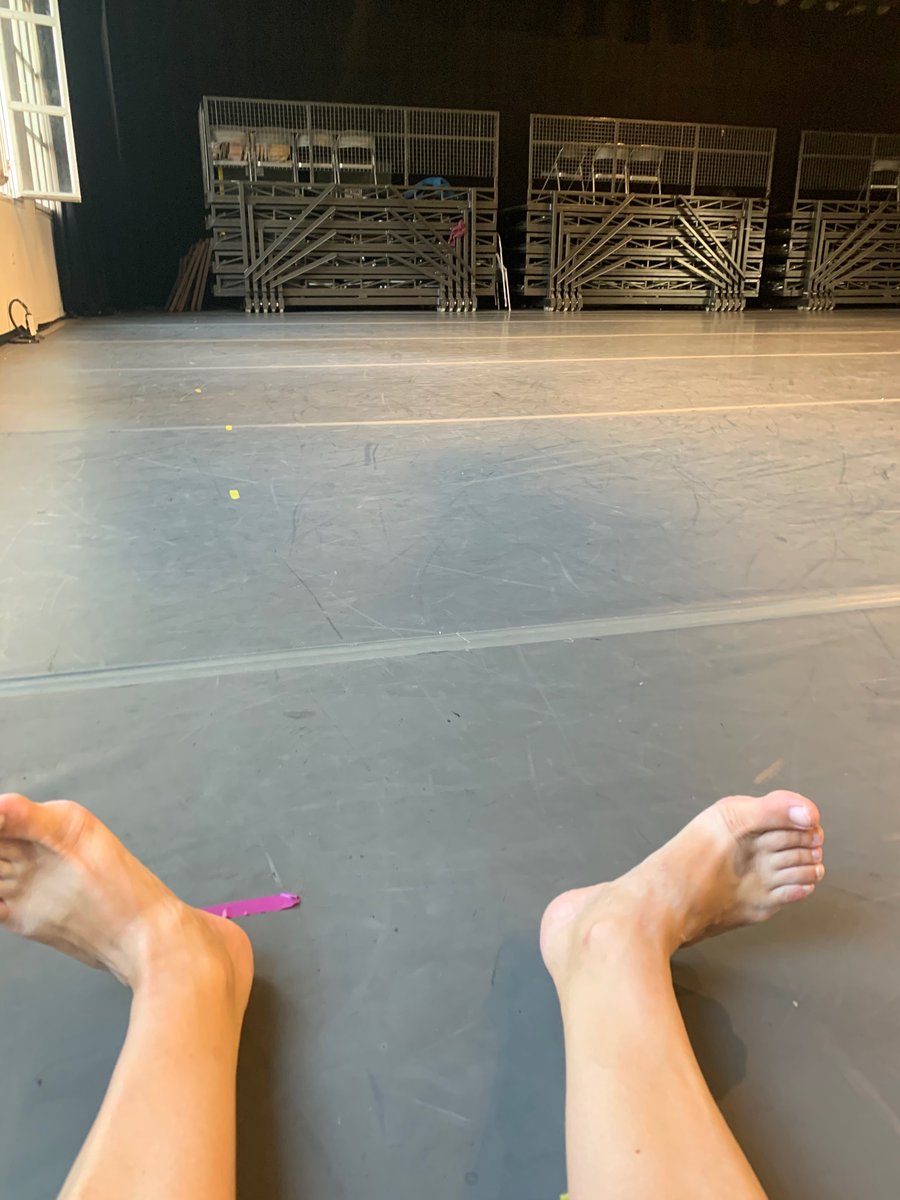 DanaNaomyMills's tweet photo. Another evening another studio #AlwaysADancer https://t.co/ldxmGYg0WG