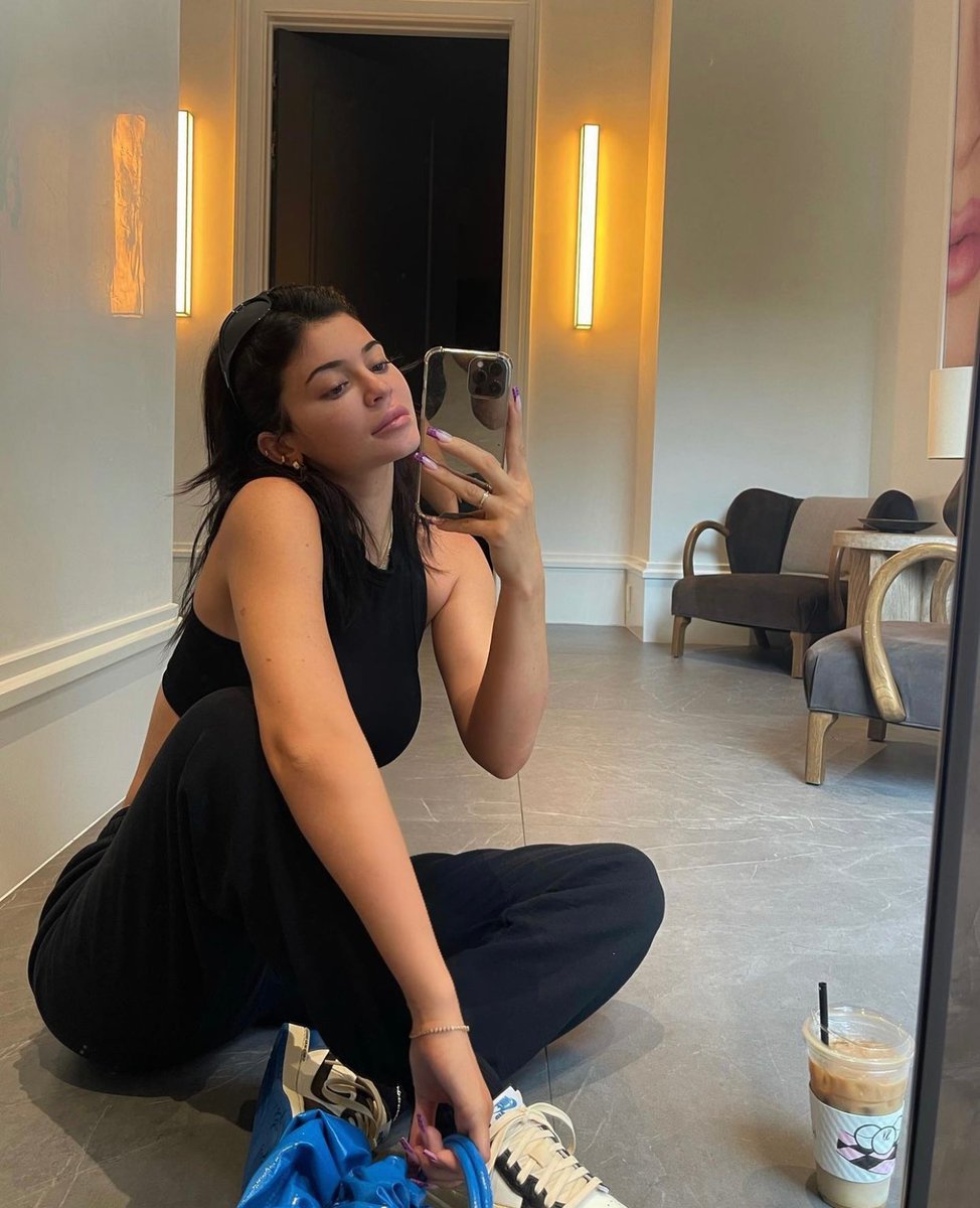 nike jordan kylie jenner