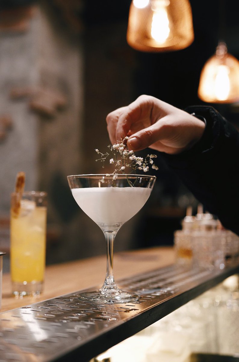GETEnterprises's tweet photo. The speakeasy spirit roars to life with Social Clubbarware! Made from Tritan, these pieces are refined enough for Jay Gatsby and durable enough for his large parties. 

See the full collection, request a sample: info@getserveware.com, (800) 727-4500.

https://t.co/6w0BE1atqd https://t.co/XlZykyj43E