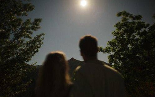 أناديها يا بقائي
أخجل مِن أن أناديها بشيء قد يزول يوما.♥️

 #اكتب_لنا_شي_جميل