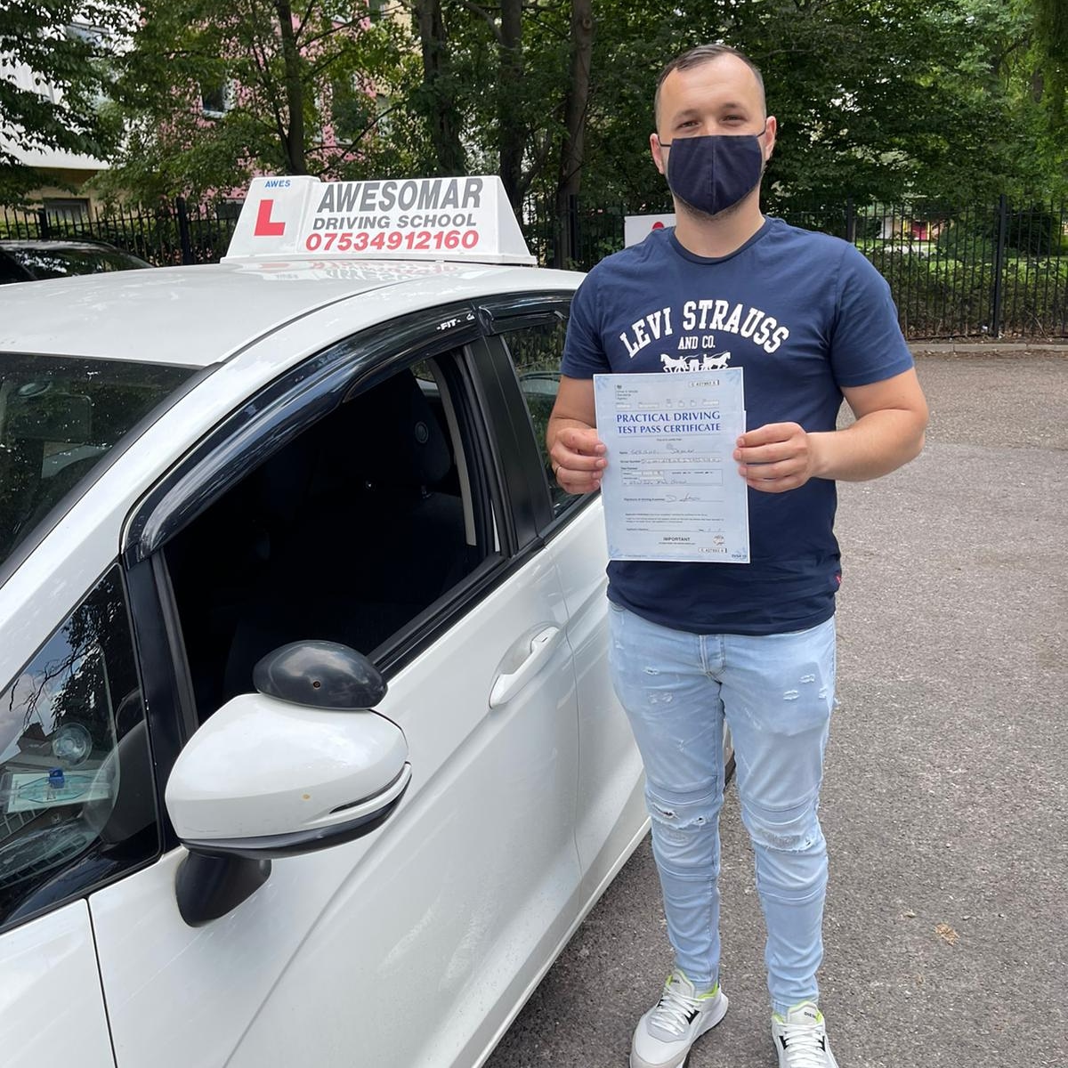 Awesoow's tweet image. 