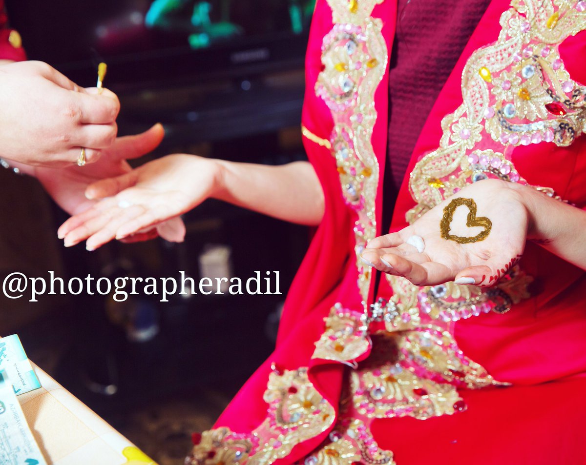 @photographeradil 
 📷 Xına fotoçəkilişindən .
📱(99470)5012803
📱(99450)6103404 ↔WhatsApp.

#henna  #adilcelebiyev #weddingbaku #azerbaycan #baku #xına  #follow4follow #azerbaijan #uzuk #follow #baki #hediyye #aztagram
#fotosessiya #azpeople #instaaze #instabaku #xına