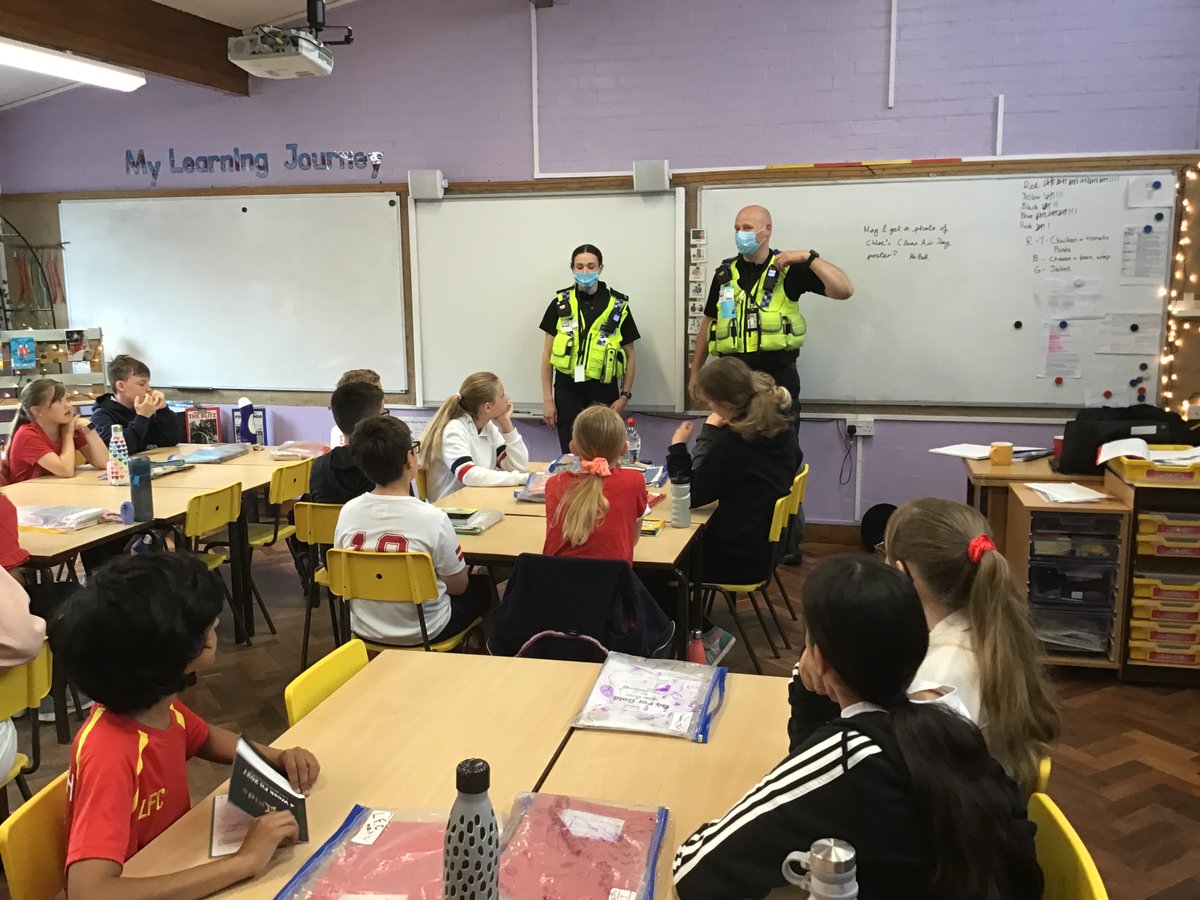 stjohns_year6's tweet photo. Class 6 had some visitors today. It was a really important session delivered by our local police officer and PCSO. #safety #StJohnsCurriculum #learn https://t.co/j256pO9Wsa
