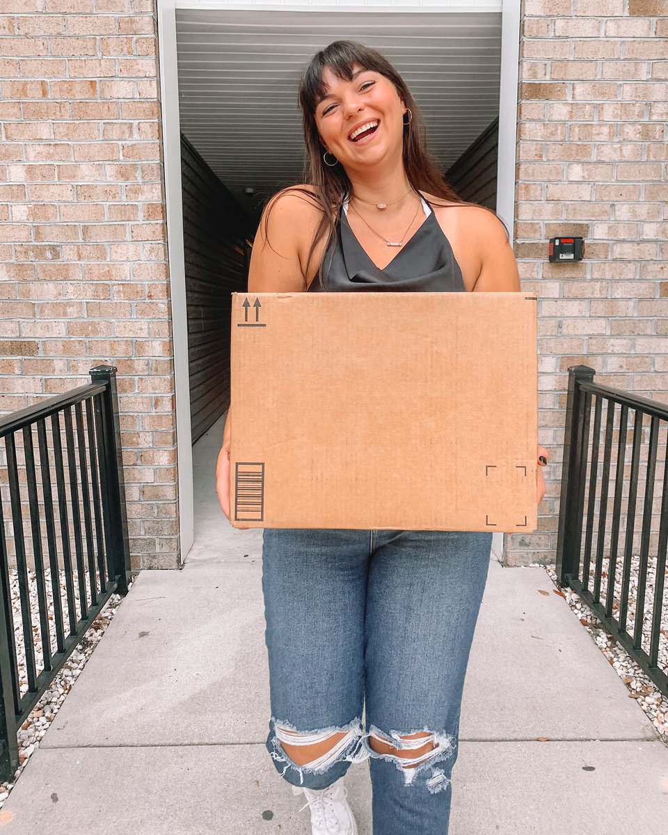 Check out our Instagram Post of our Move out reminders! 📦👍🏻 #moveoutday #wilshirelanding #ilmstudents