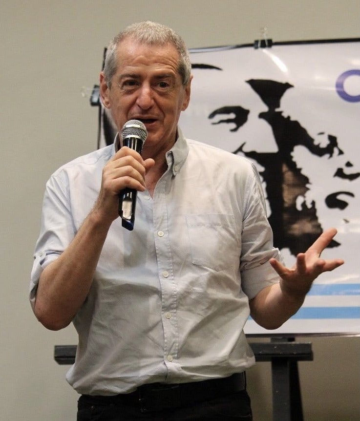 PJDigitalAR's tweet photo. Mucha tristeza por el fallecimiento del compañero Jorge Landau, histórico apoderado del  @p_justicialista

Nuestras condolencias a su familia y amigos. https://t.co/GC16KqSeS1