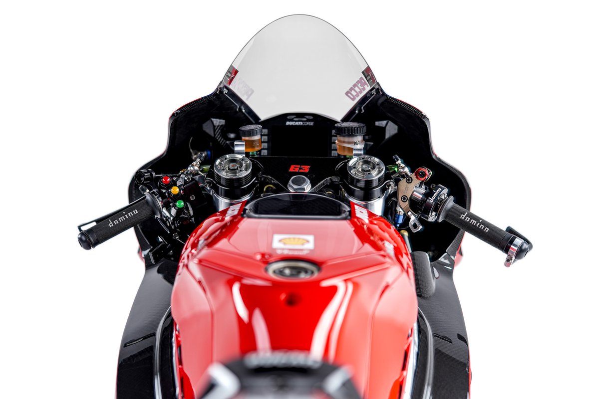 RacingDomino's tweet photo. Who else is missing seeing these Ducati beauties on track?😕

#DominoRacing #DominoRiders #Domino #Ducati #DucatiCorse #forzaducati 
#DucatiDesmosedici #Racing #Race #Speed #motorcycle #readtorace #usaledueruote #use2wheels #GoRide #usalamoto #ride2wheels https://t.co/lQsjmb5n9M