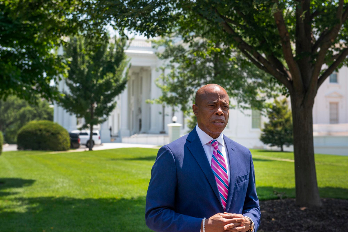 NYC mayoral candidate Eric Adams visits White House to discuss crime