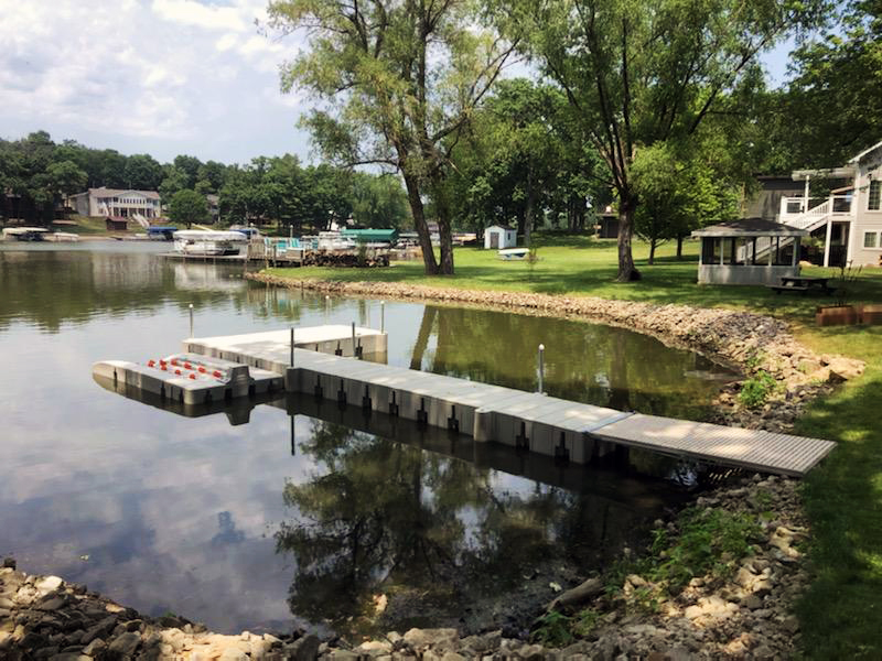floatingdocks's tweet photo. Another awesome install by Schwig Outdoors at Lake Ponderosa! It's the perfect setup for docking a personal watercraft and spending time by the water!
Learn more about floating docks and PWC docks at https://t.co/C3rmWSymO1 #floatingdocks #lakelife #Summer2021 #connectadock https://t.co/0q4t81ByHj