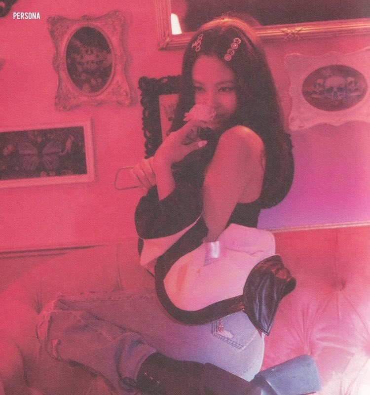 lalisaberry2's tweet photo. Jennie is a queen👑!!!
You know bitchs!?
#apologizetojennie https://t.co/e35kvjYEvW
