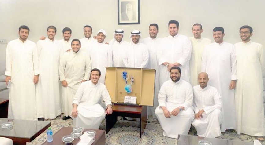 شكرا لرواد ديوان البسام على هالجمعة الطيبة و تكريمهم لي كثر الله خيركم و يعطيكم ألف عافية 🌹