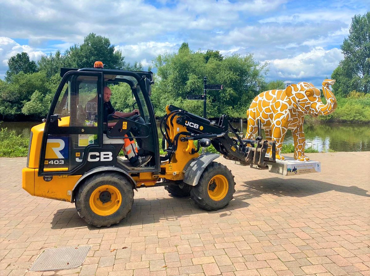 StRichardsHosp's tweet photo. Has anyone spotted any of the elephants making their way into in the city today?! 🧐

Join #WorcsBigParade for 8 weeks of ele-fun in Worcester from 10am tomorrow 🐘

Make sure to follow @WorcsBigParade for more ele info and how to get involved this summer! #WorcestershireHour https://t.co/ytvMouI4dw