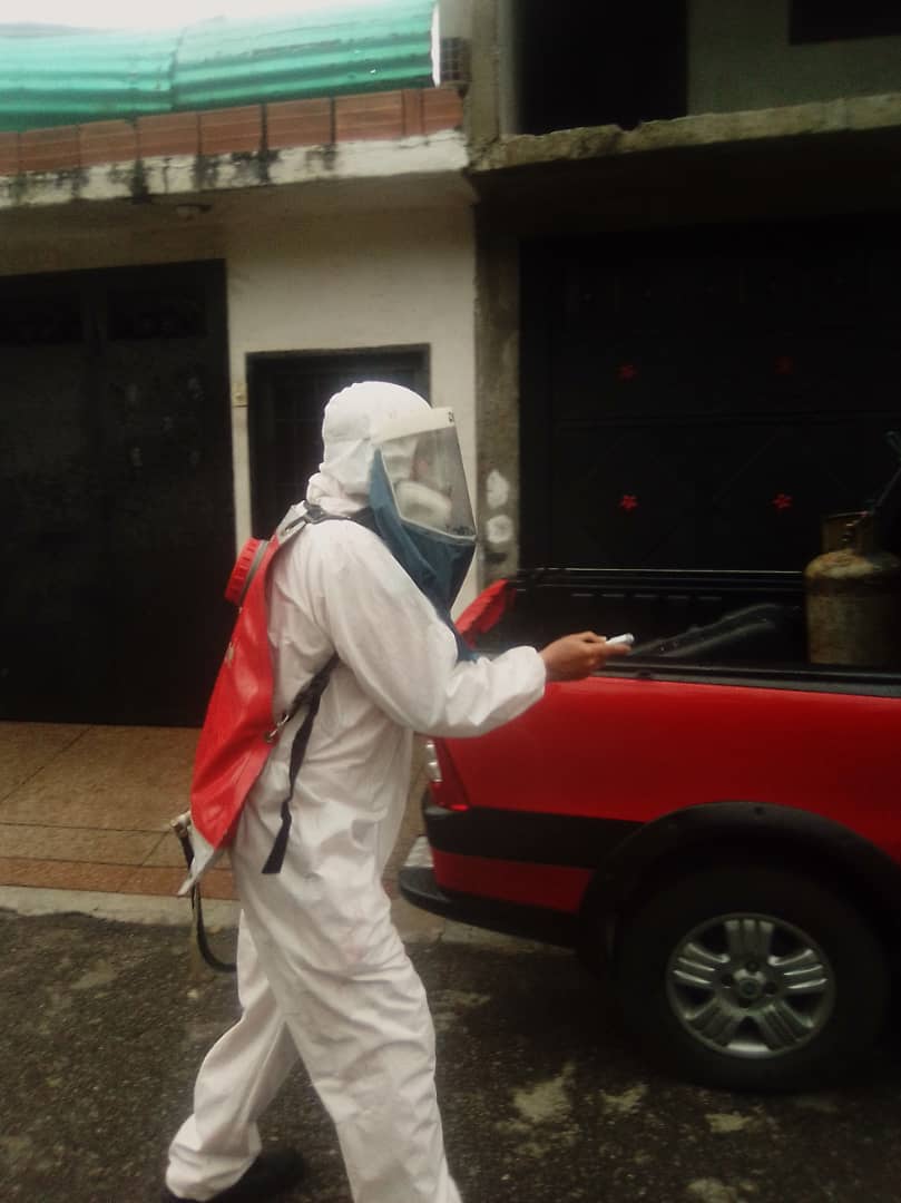 OMI-ABG Nada nos detiene continuamos realizando la desinfección en espacios públicos, abastos, calles, veredas atacando  y priorizando el contagio del Covid19 agradeciendo al equipo de Protección Civil  Guásimos #RadicalesContraLaCovid19 #SeguimosTrabajando