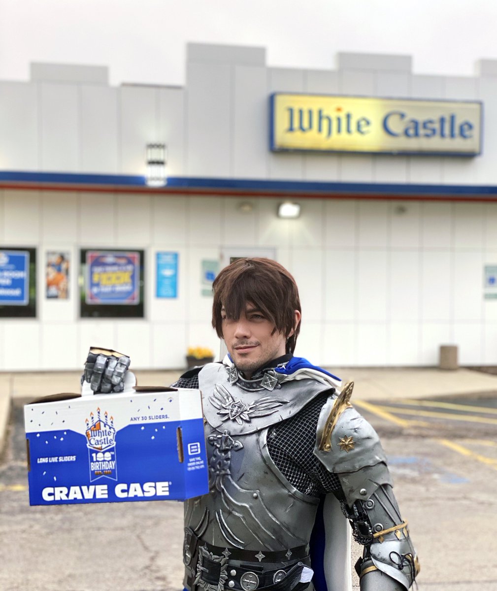 NipahDUBS's tweet photo. When its the Paladins turn to bring food buffs for the static https://t.co/V5B8xK0Zrm