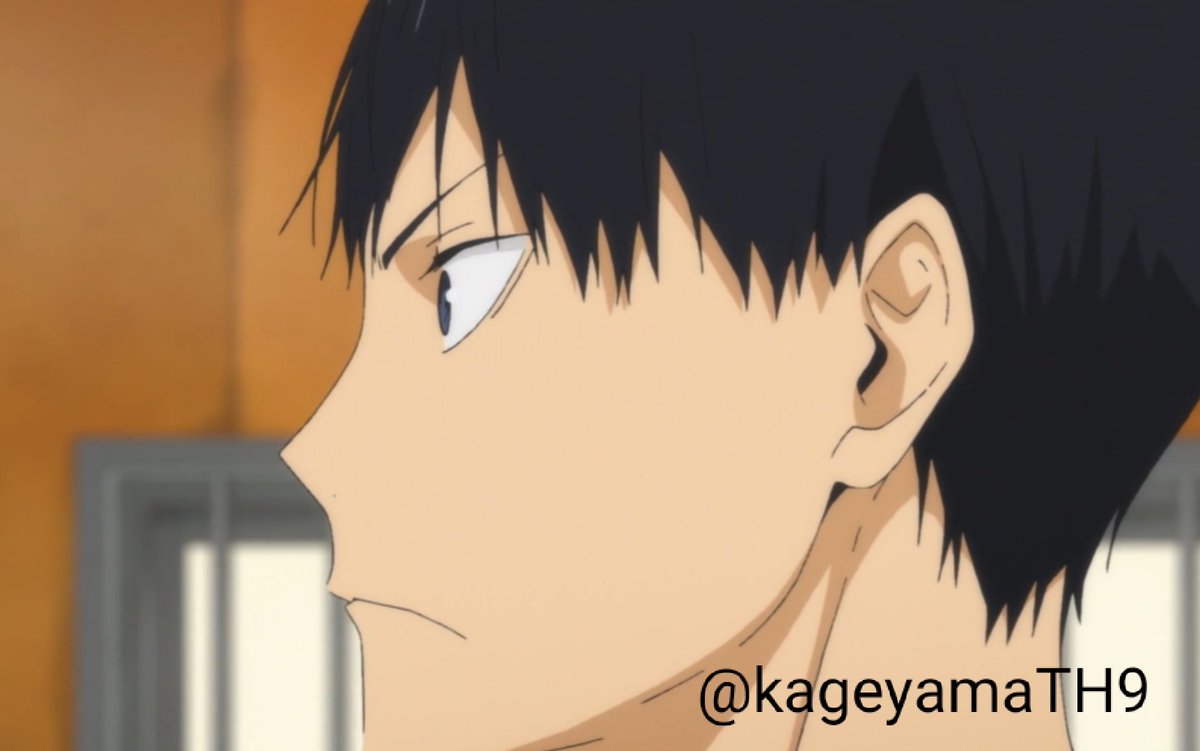 “ อรุณสวัสดิ์ครับ ”

//ดื่มนมกล่อง