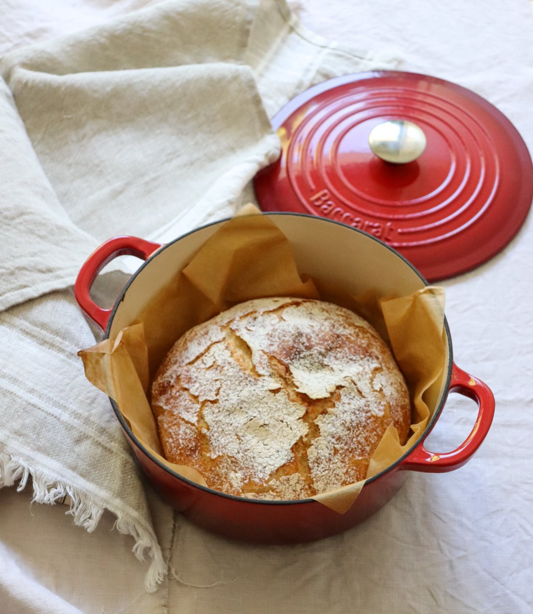 There's nothing better than freshly baked, homemade bread 🍞 This is one of our favourite recipes from the Baccarat® Le Connoisseur 🇫🇷 Collection of Cosy Winter Recipes ❤️🇫🇷 It's easy to make and only requires 6 ingredients! 👏 house.com.au/Documents/Cosy…