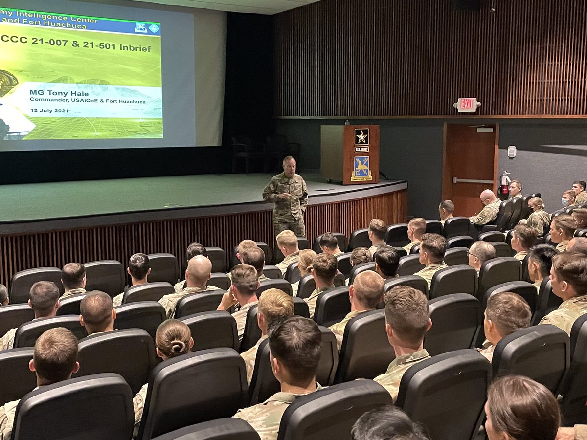 wolfpack_90's tweet photo. Today I was able to inbrief captains of the Military Intelligence Captains Career Course. All leaders must be deliberately engaged with junior leaders!

#buildleaders

@TRADOC @usacac @304th_CSM_LDR7 @304th_MI_CDR_L6 @Fort_Huachuca https://t.co/4MFBdBNOEb