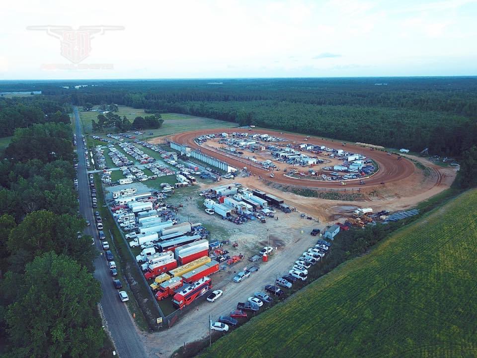 Hey <a href="/SRXracing/">Superstar Racing Experience</a>, got any plans in 2022? 

<a href="/LakeViewDirt/">Lake View Motor Speedway</a>