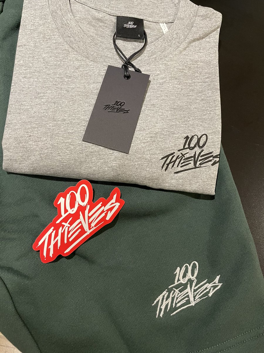 MartinRoy_'s tweet image. 🔥🔥🙏🏻 @100Thieves @Nadeshot