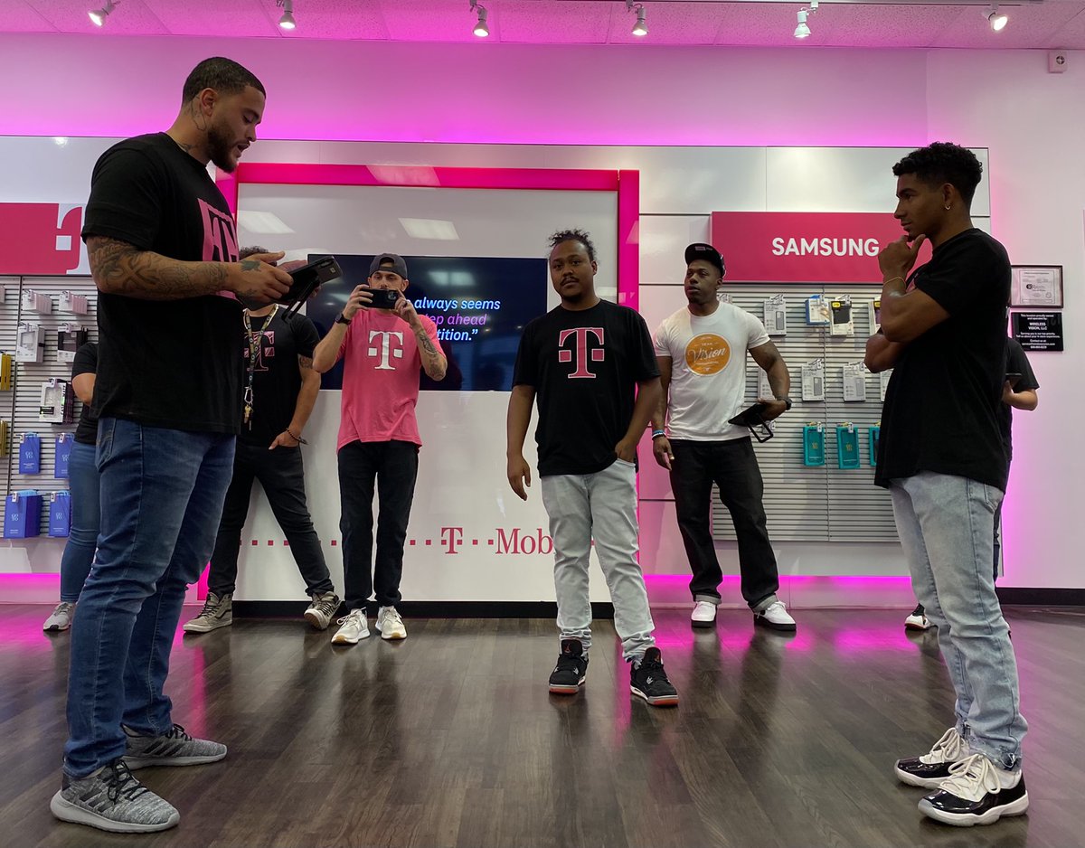joehern29868314's tweet photo. Yesterday’s All In! Huddle was a success!!! Closed knowledge gaps, participation was at a all time high 🙌🏽 My district is Bought in and ready to dominate the SouthWest 🔥😤
#OneTeamOneVision
#WeRunNewMexico
#Un-CarrierManifesto

@JovannaWV @FirestoneJosh  @WirelessVision @LucyWV_ https://t.co/2Ag5Pzarsw