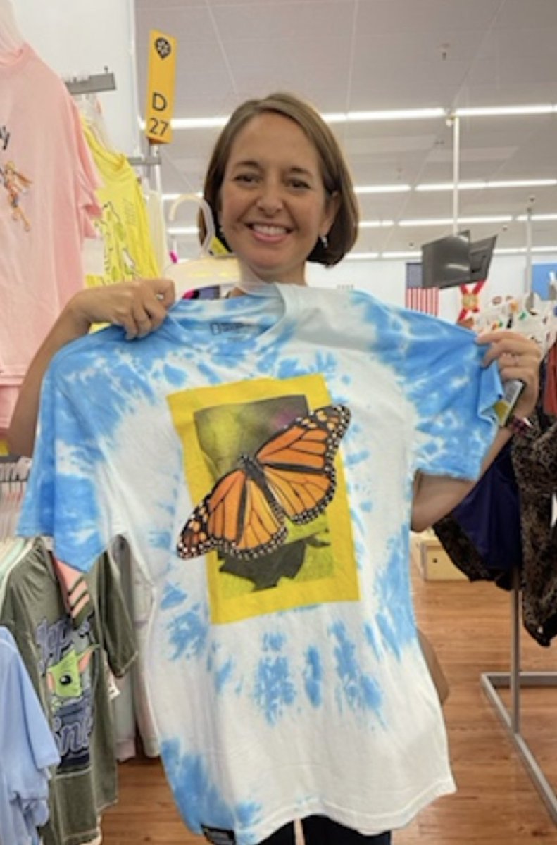 TeachMrsDTeach's tweet photo. Check out the @NatGeo tees found in @Walmart! Wanted to share with my fellow @NatGeoEducation #explorers #natgeoed #walmart #monarchs https://t.co/uy3hFUSJYd
