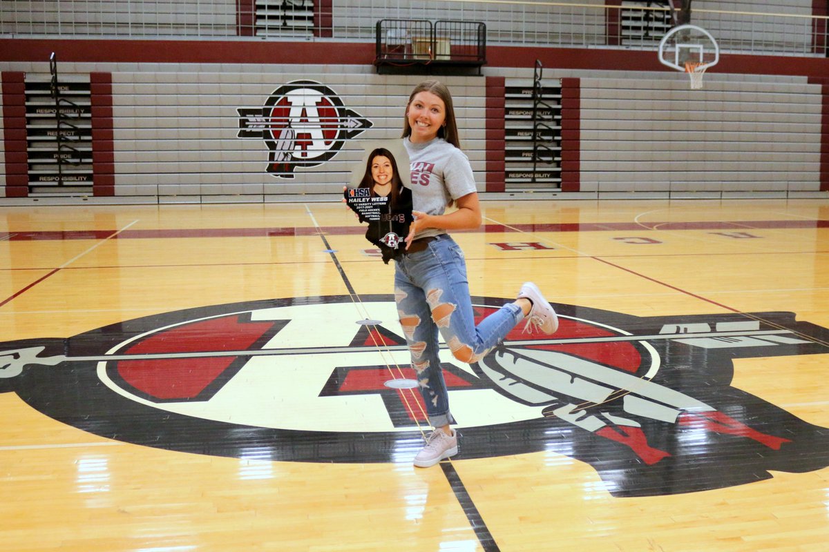 hailey_webb_'s tweet image. The road was never easy, but it was definitely worth it! Extremely grateful to have been given the opportunity to do something big!! #OnceASequoitAlwaysASequoit