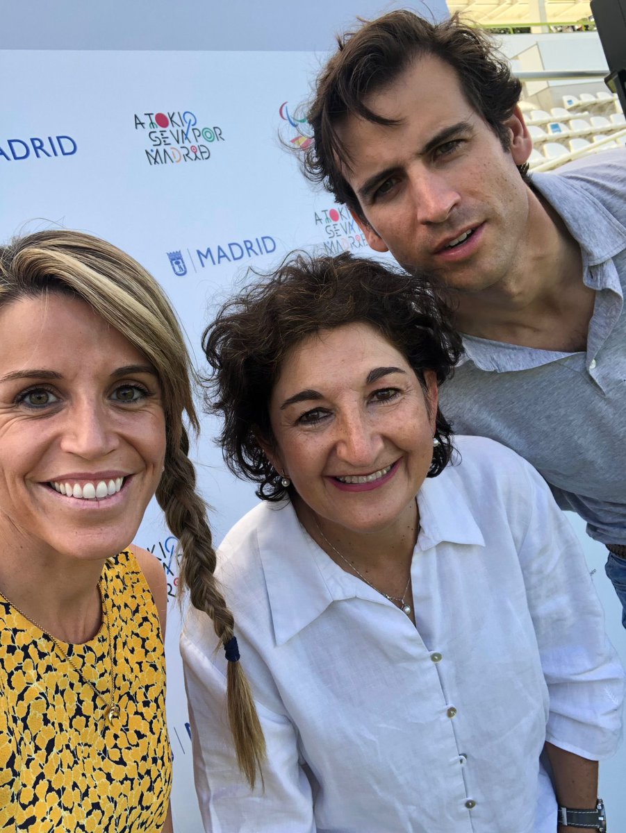 𝑬𝑳𝑬𝑵𝑨 𝑱𝑰𝑴É𝑵𝑬𝒁 tweet media