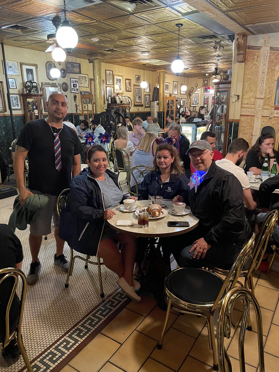 MarkOrmsbee's tweet image. July 4th Holiday Vacation with Beck, Vic and Gabby. Nantucket, Boston Common, Cambridge, North End and more. Then back to Mass. where Austin ran a 1/2 Marathon.