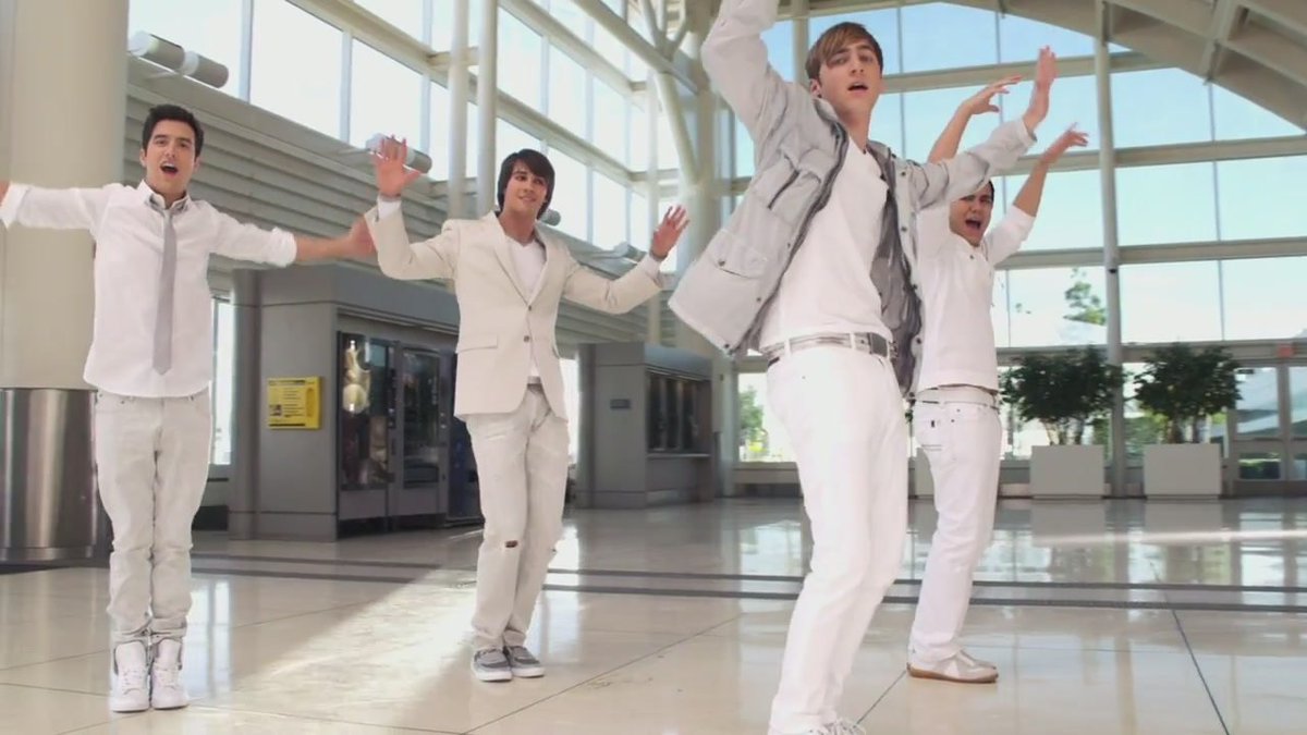 k_kpopshvt's tweet photo. Big Time Rush is coming back? time to listen to this masterpiece again. https://t.co/v52cfklqOk