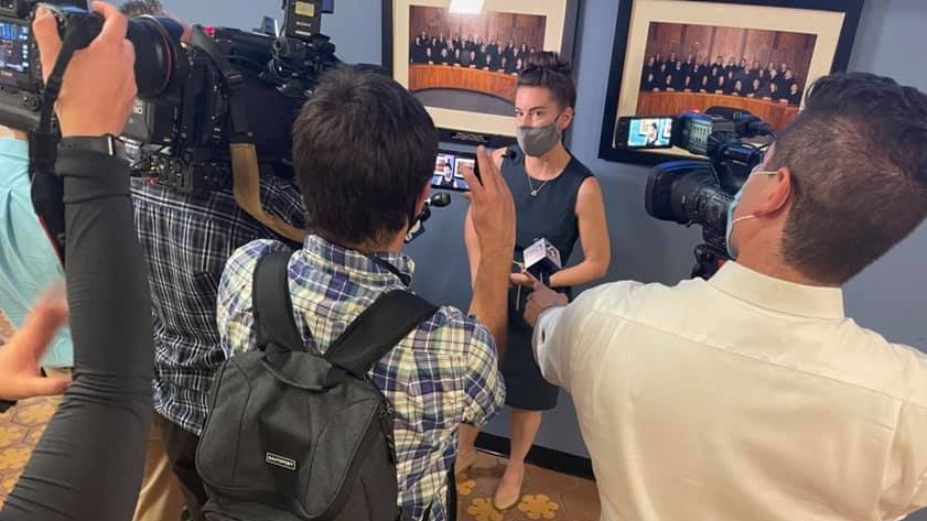 PimaCountyAtty's tweet photo. On #ExpungementDay, the first petitions for #marijuana conviction expungements were hand-delivered, thx to the passage last year of #Prop207!!

Today’s only the 1st day of expungements, so visit https://t.co/Z2IlvYo2wq to learn how you can expunge your record at no cost to you. https://t.co/dWrnuwvHen