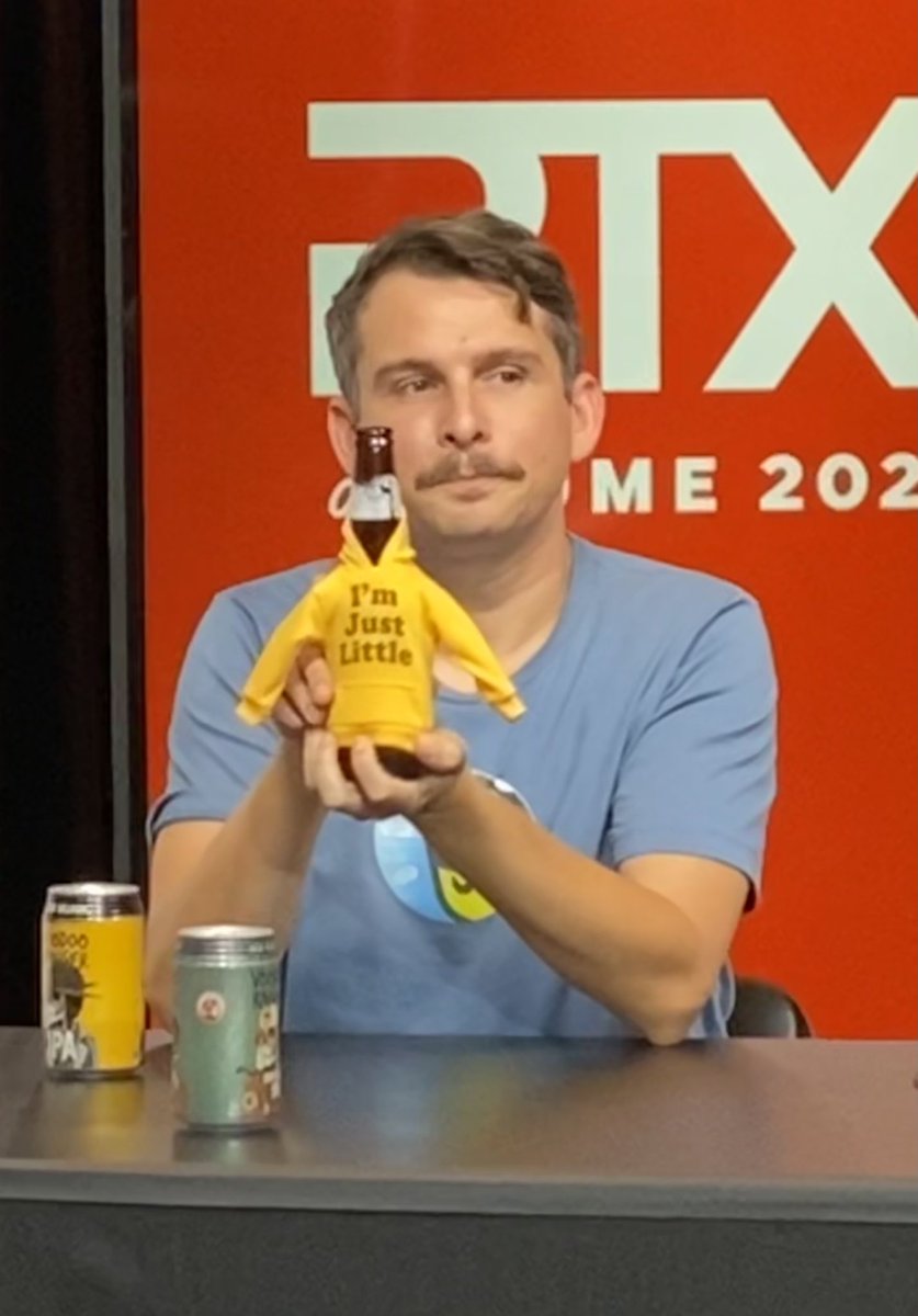 maxie 🪩 tweet media