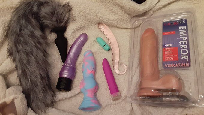 toy haul! https://t.co/gaDtE4VC52