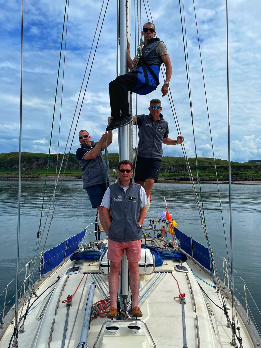 GunnerSailing tweet media