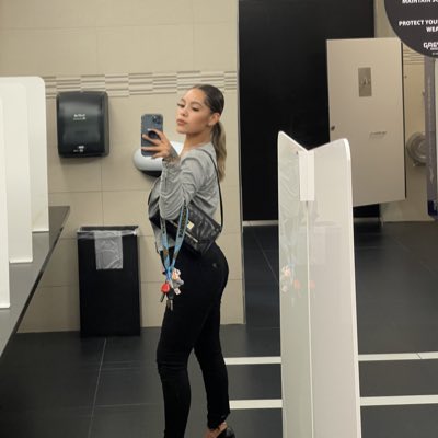 hvvrmonyy's tweet photo. #NewProfilePic https://t.co/exovWp2xa4