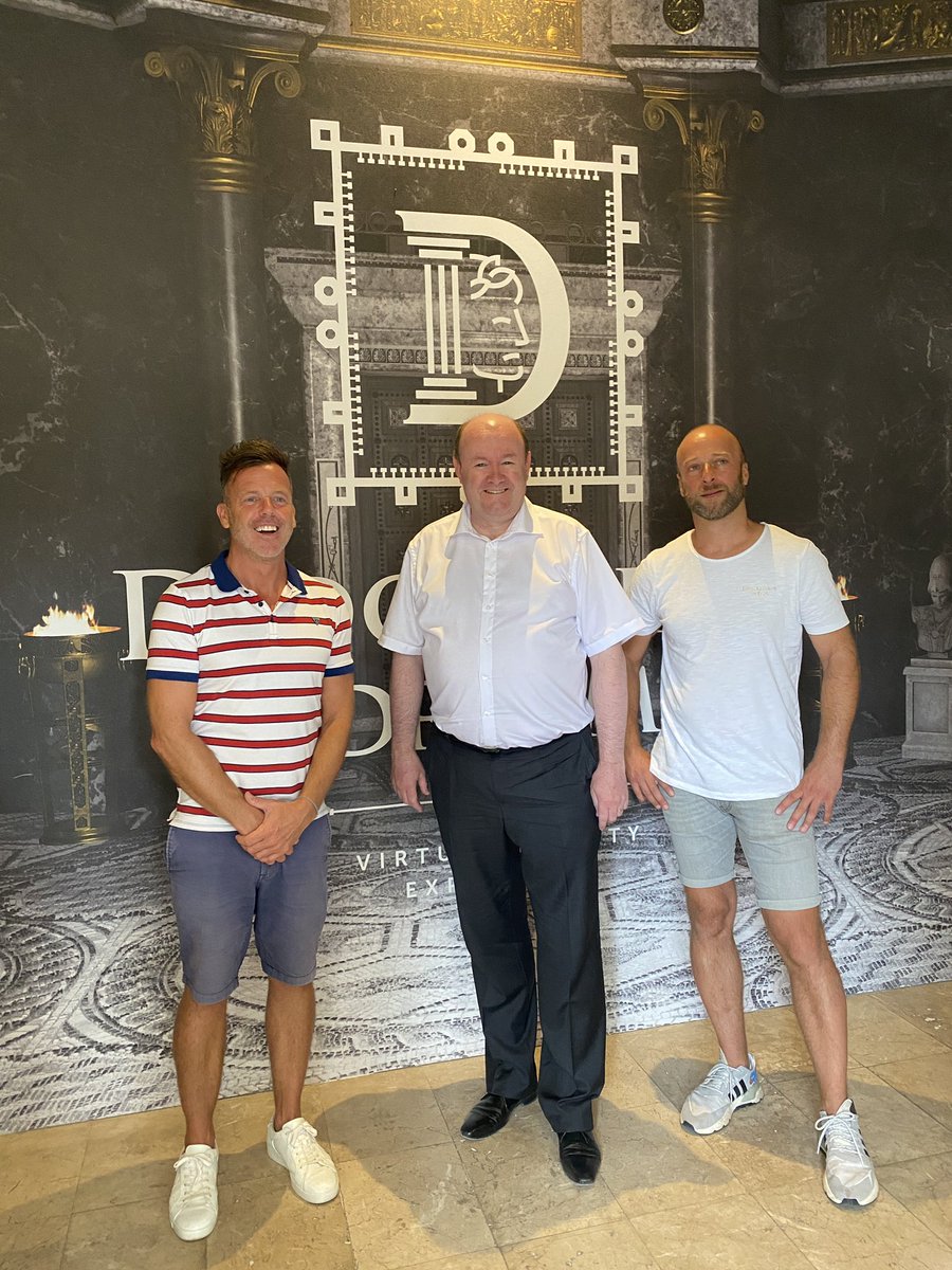 IrlEmbCroatia's tweet image. Ambassador Dowling was delighted to visit an Irish-Croatian venture in Split, #DiocletiansDream, which offers a fantastic immersive VR experience of what Diocletian’s Palace was like when it was first built. Well worth enjoying!