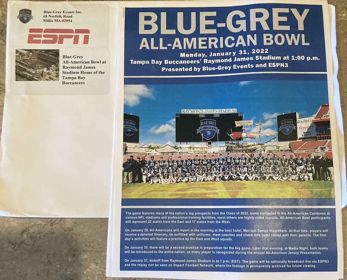 Really appreciate it <a href="/BlueGreyFB/">Blue-Grey All-American Bowl</a> for the official invite and giving me the opportunity to showcase my skills and compete! <a href="/cdaviksfootball/">chsvikingfootball</a> <a href="/BrandonHuffman/">Brandon Huffman</a> <a href="/Micah_Chen/">Micah Chen</a> <a href="/RAREAcademyID/">RARE Academy</a>