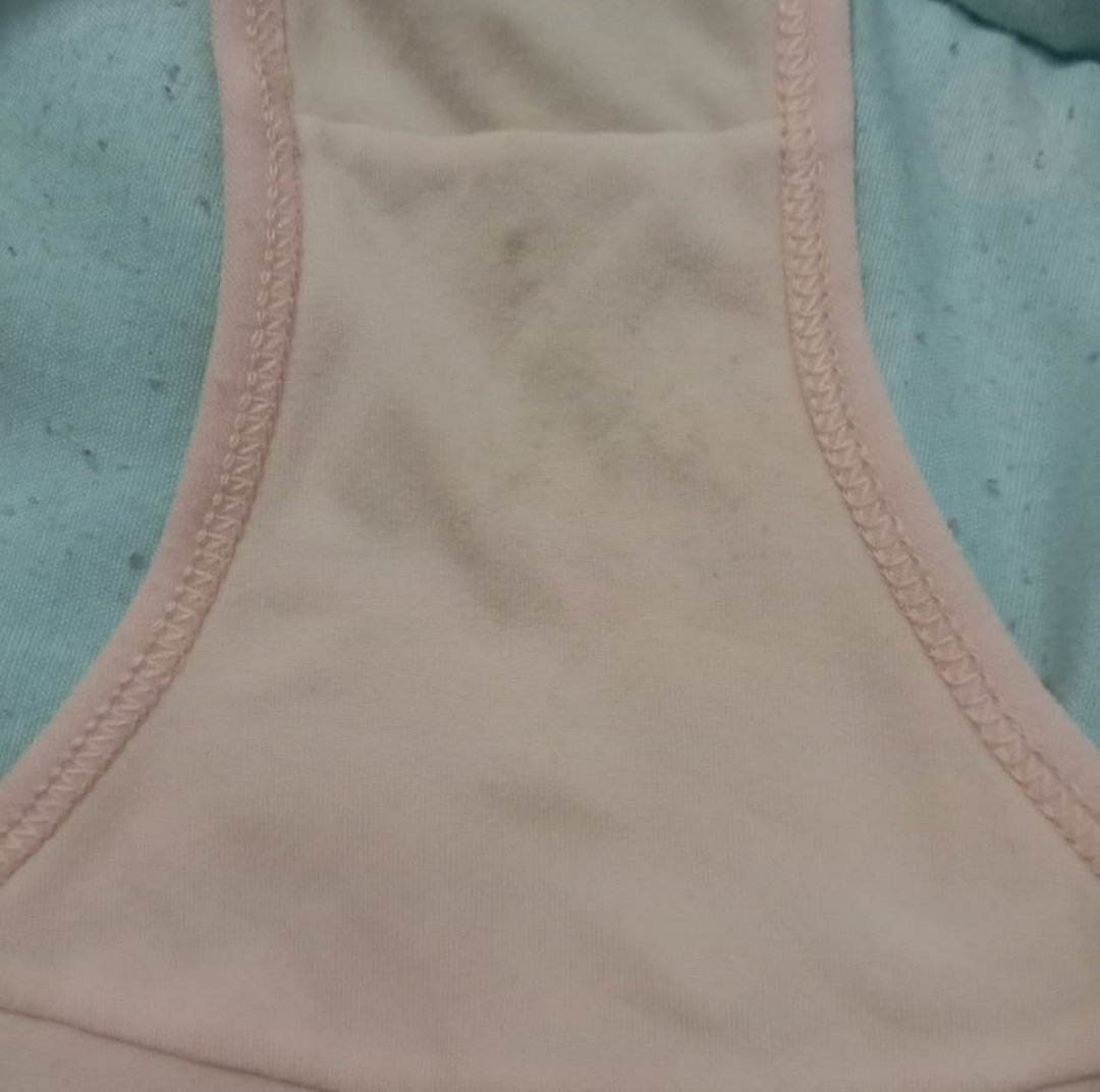 CD sepupu aku lembut" pas banget buat coli kontol ku nikmat