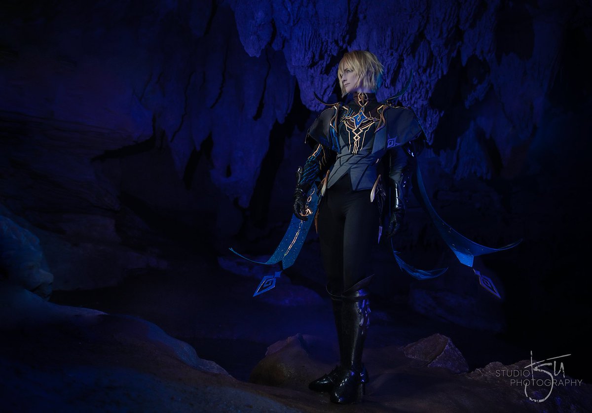 Dainsleif (Genshin Impact) : @VyeCos 
Photographer : @studiotsutsu 
Assistant : @DMKorgan 

#cosplay #genshinimpact #dainsleif https://t.co/5oM78db95r