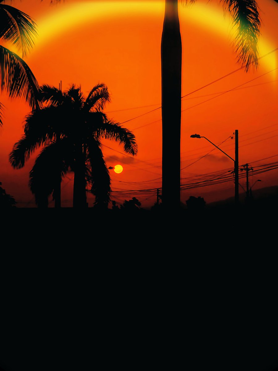 Sekijo Sosa 📿 (@samosainc) on Twitter photo “After the Sunset comes the Darkness of the Night”
🌗🌘🌑📿
Inspiration-
<a href="/ChronixxMusic/">ChronDadda</a> -Ghetto Paradise “After the Sunset comes the Darkness of the Night”
🌗🌘🌑📿
Inspiration-
<a href="/ChronixxMusic/">ChronDadda</a> -Ghetto Paradise