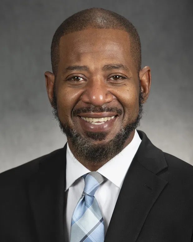 thauserkstp's tweet photo. You might be surprised to know how difficult it is to find out who investigates residency of Rep. John Thompson. MN Sec of State says Ramsey County Attorney who says it’s actually MN Office of Administrative Hearings. They say not their jurisdiction. Search continues. Story at 6. https://t.co/maVreYCe5w