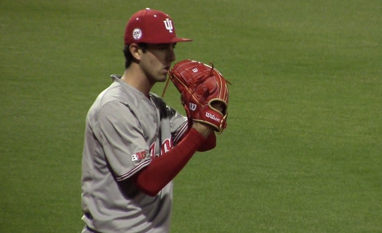 iubase17's tweet photo. ⚪️🔴⚾️✅ 2021 #iubase weekend rotation and closer all selected on second day of @MLBDraft 

https://t.co/qDcICmyS5h https://t.co/Xfu64kwPJv
